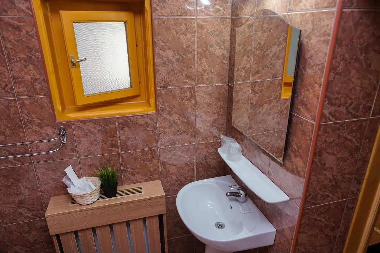 Bucharest Downtown Inn 4*,