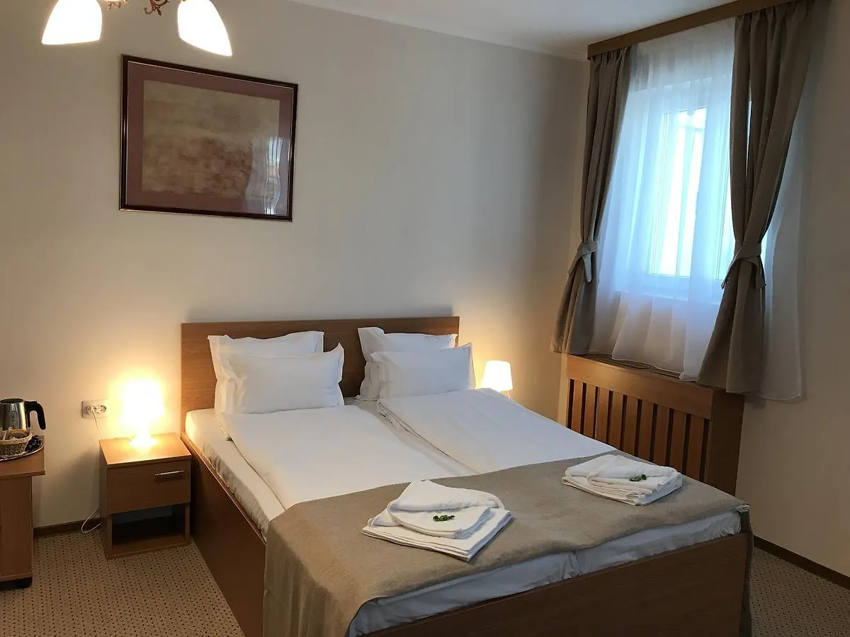 Bucharest Downtown Inn 4*,  România