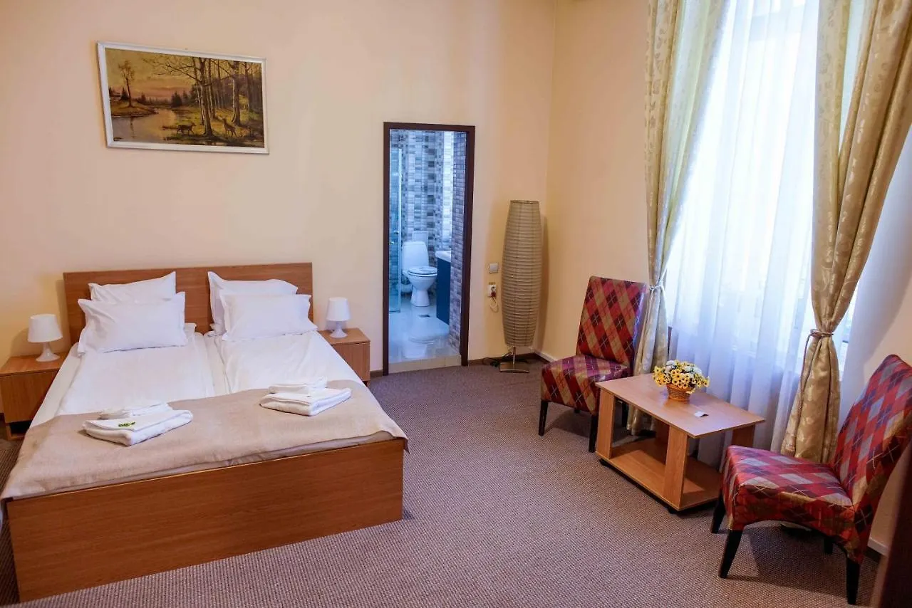 Bucharest Downtown Inn 4*,