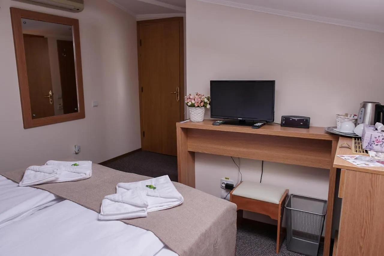 Bucharest Downtown Inn 4*,  România
